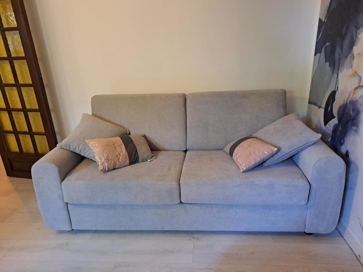 Apartamento T2 A 2Min Du Centre +Parking LʼIsle-sur-la-Sorgue Exterior foto